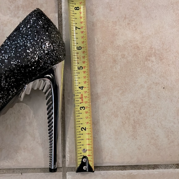 Red Kiss Black & Silver Glitter Dora Platform Peep Toe Heels size 8.5 - Picture 10 of 11